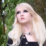Gothic attitude